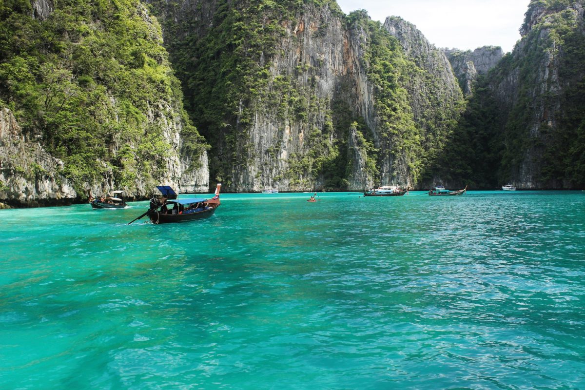 lagons en Thaïlande avec l'eau turquoise